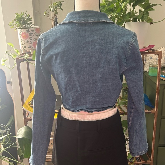 Women's Blue Jean Jacket - Picture 5 of 6
